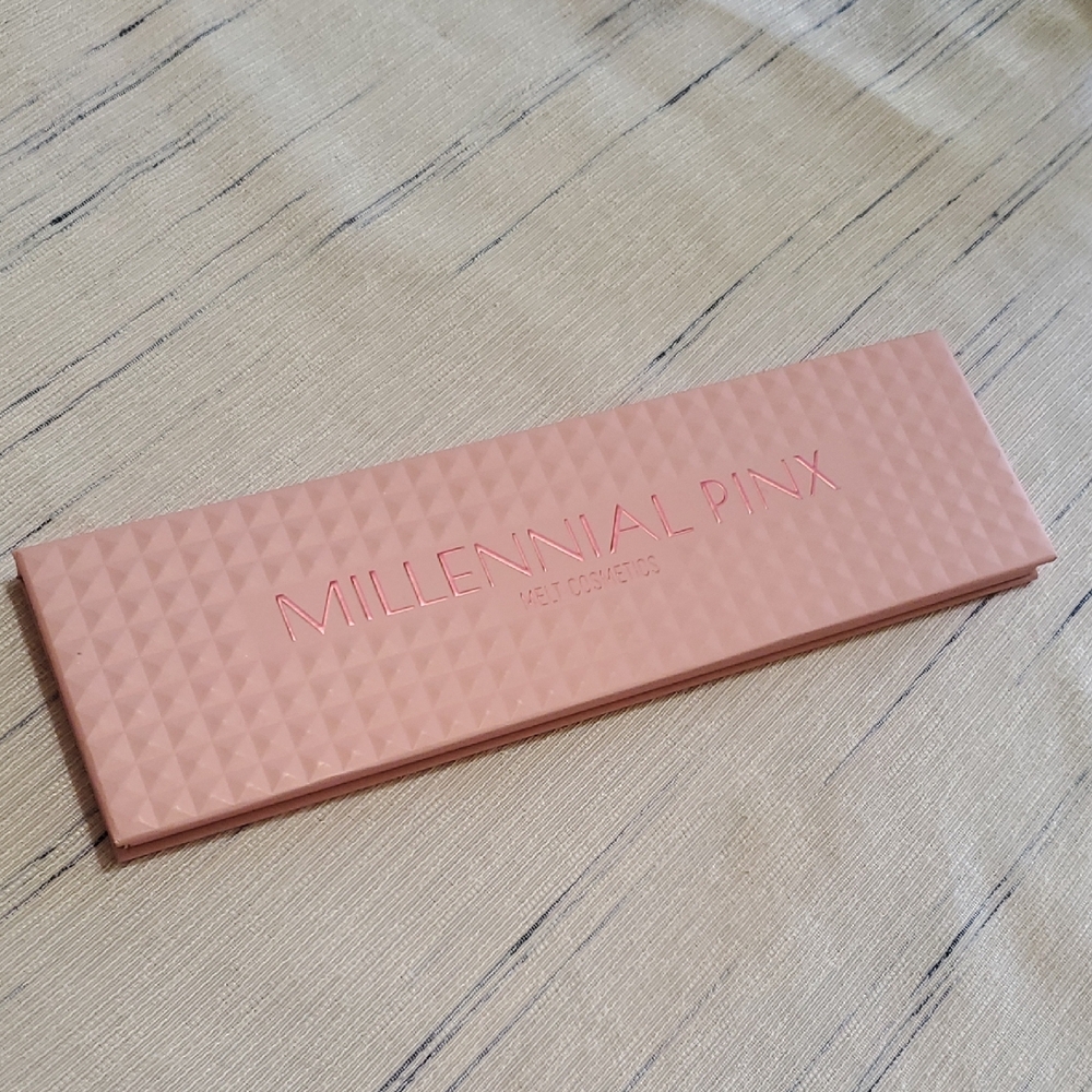 Melt Cosmetics Millennial Pinx Eyeshadow Palette - Pink